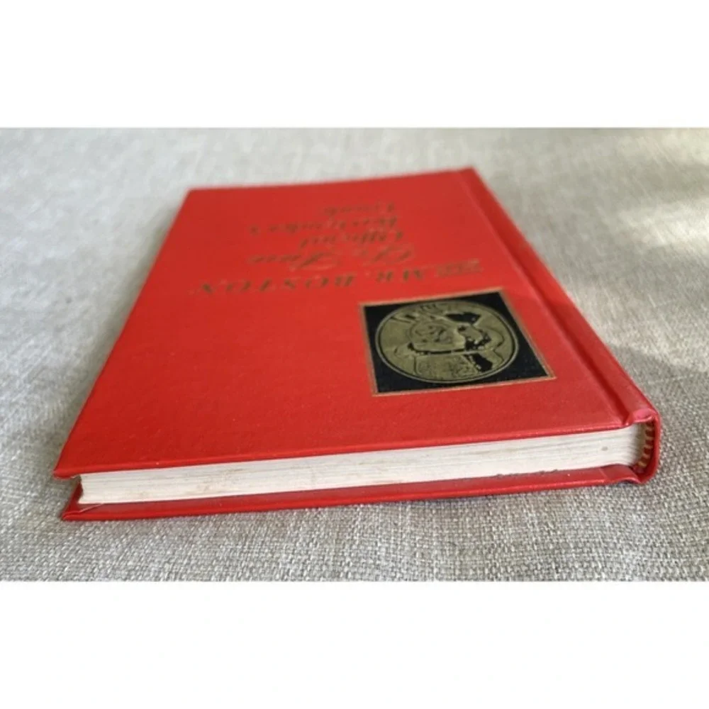 Old Mr. Boston DeLuxe Official Bartender's Guide 1967 Hardcover Book Vintage Red